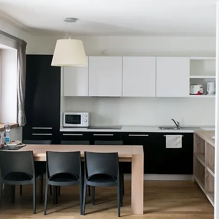 Mirtillo Blu Family Apartment *